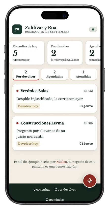 Panel de consultas de un despacho legal en un celular